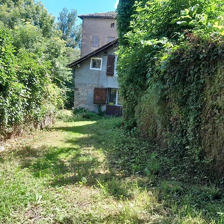 Appartement Privatif Tout Equipe En Bord De Riviere Figeac Extérieur photo